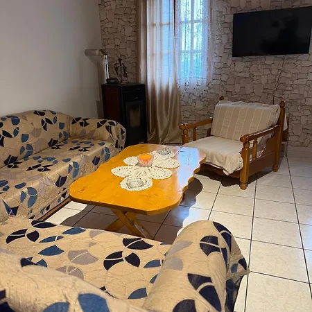 Georgoulis Holiday home *