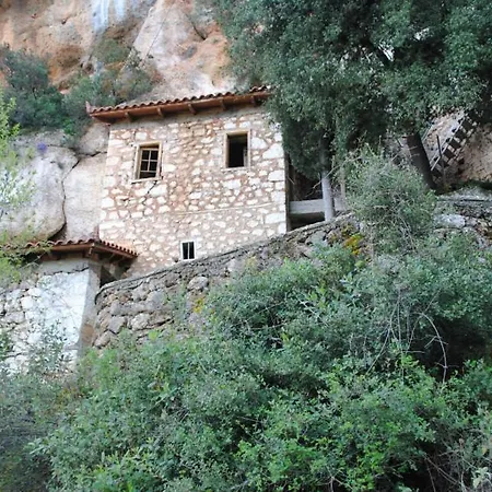 Georgoulis * Ambelokipoi (Corinthia)